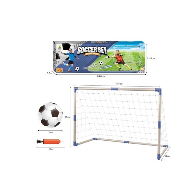 Futbolo vartai su kamuoliu 