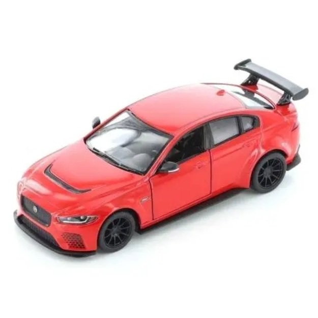 Automodelis Jaguar XE SV Project 8